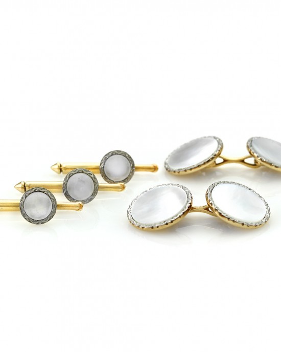 Mother of Pearl Round Cufflinks in Gold and Platinum