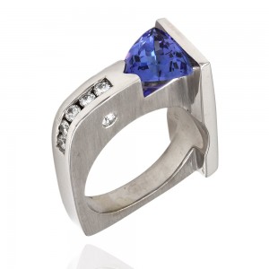 Gauthier 14KW Tanzanite and Diamond Ring